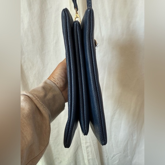 Cute Navy Multiple Pocket Bridal Clutch Crossbody Bag With Gold Tone Accents - Picture 6 of 6